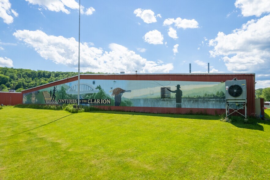 11 Gillis Ave, Ridgway, PA à louer - Photo de l’immeuble – Image 2 sur 4