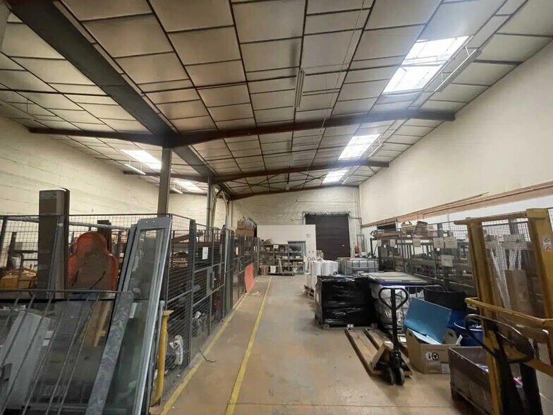 Local d’activités dans Toulouse à louer - Photo intérieure – Image 3 sur 11
