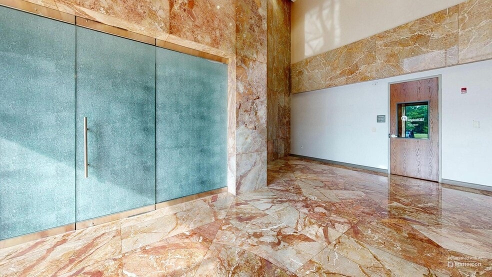 9401 Arrowpoint Blvd, Charlotte, NC à louer - Photo intérieure – Image 3 sur 11