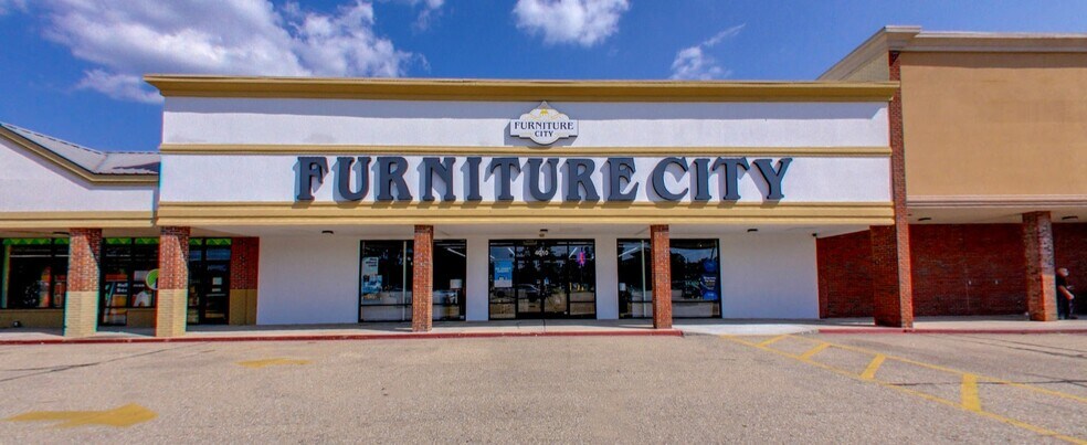 4000 Pontchartrain Dr, Slidell, LA à louer - Photo de l’immeuble – Image 3 sur 9