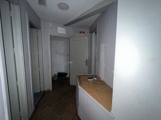 Plus de détails pour Local commercial à vendre