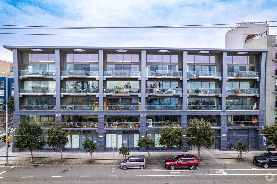 680 Illinois St, San Francisco, CA à louer - Photo de l’immeuble – Image 3 sur 4