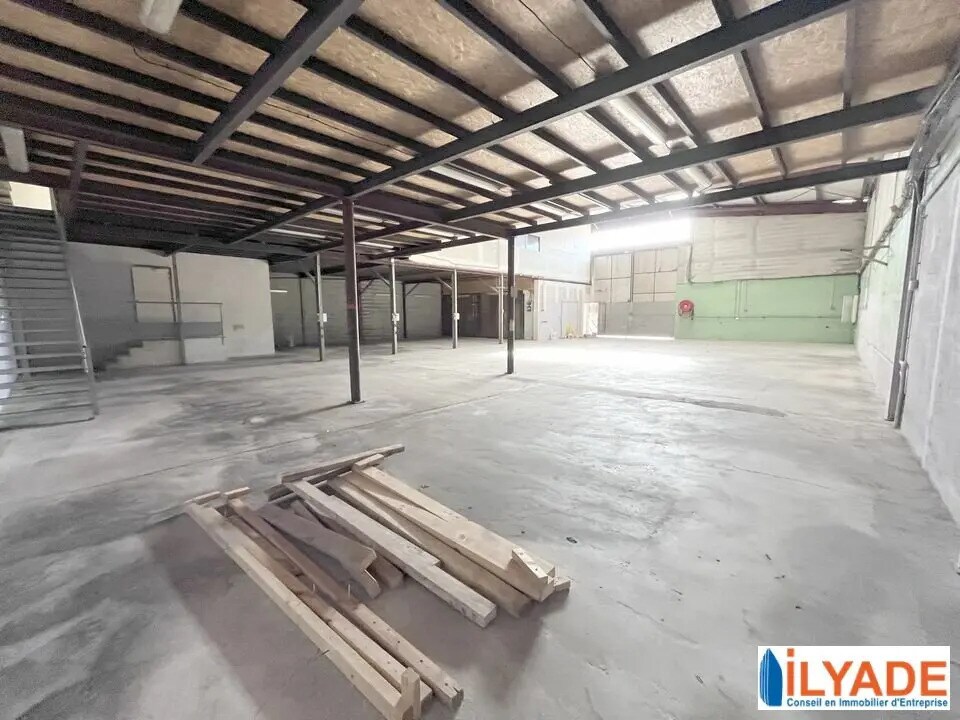Local d’activités dans Aubagne à louer Photo intérieure– Image 1 sur 7