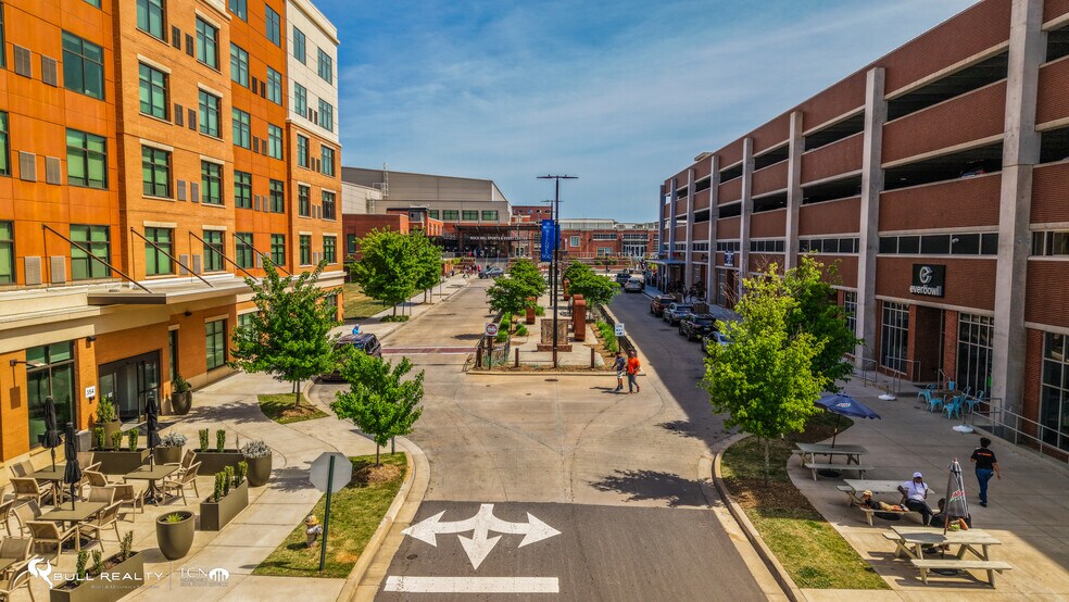 343 Technology Center Way, Rock Hill, SC à louer - Photo de l’immeuble – Image 2 sur 9