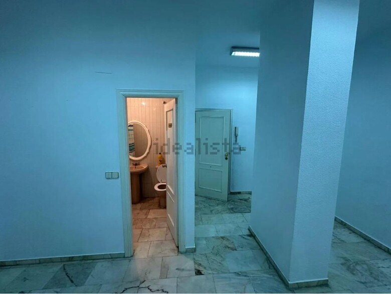 Bureau dans Cáceres, Cáceres à vendre - Photo intérieure – Image 2 sur 11