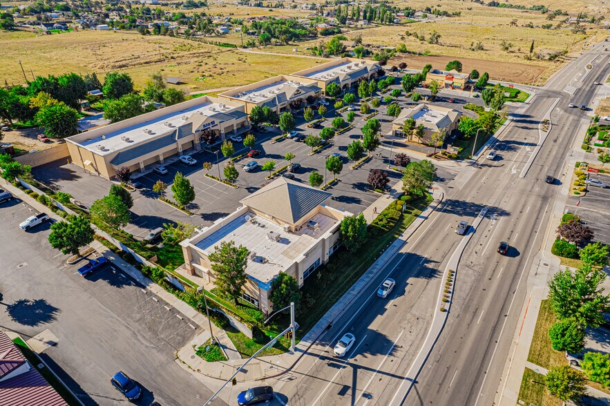 655 Tucker Rd, Tehachapi, CA à vendre - Photo principale – Image 1 sur 8