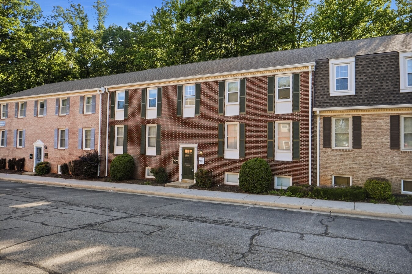 5520-5532 Hempstead Way, Springfield, VA 22151 - Lot 24-G - - Photo intérieure - Image 2 of 31