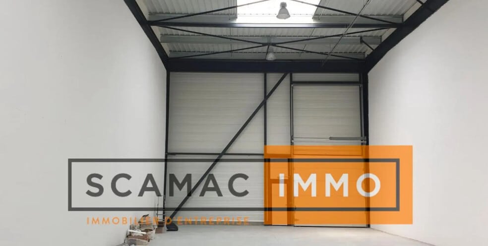 Industriel/Logistique dans Port-de-Bouc à louer - Photo de l’immeuble – Image 2 sur 3