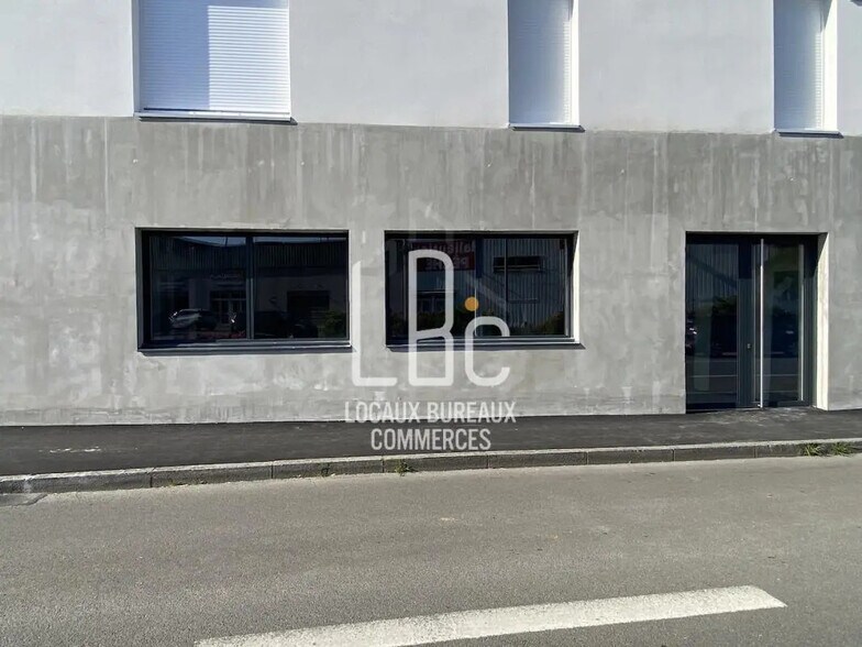 2 Rue Ernest Sauvestre La Carree, Rezé à louer - Photo de l’immeuble – Image 3 sur 12