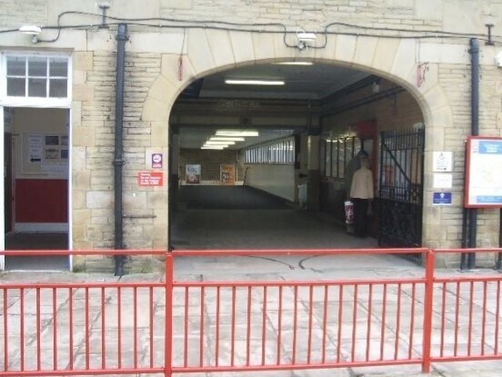 Wellington St, Bingley à louer - Photo de l’immeuble – Image 3 sur 4