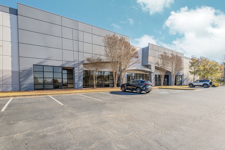 750 Maxham Rd, Lithia Springs, GA à louer - Photo de l’immeuble – Image 2 sur 15