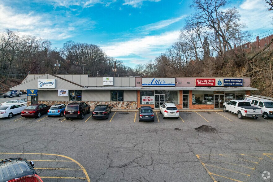 3049 Sussex Ave, Pittsburgh, PA à louer - Photo de l’immeuble – Image 3 sur 4