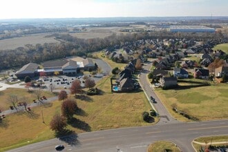 0 Stephen P Yokich Parkway, Spring Hill, TN - Vue aérienne vue de carte - Image1