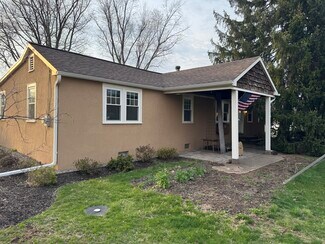 Plus de détails pour 3842 Old Easton Rd, Doylestown, PA - Local commercial à vendre