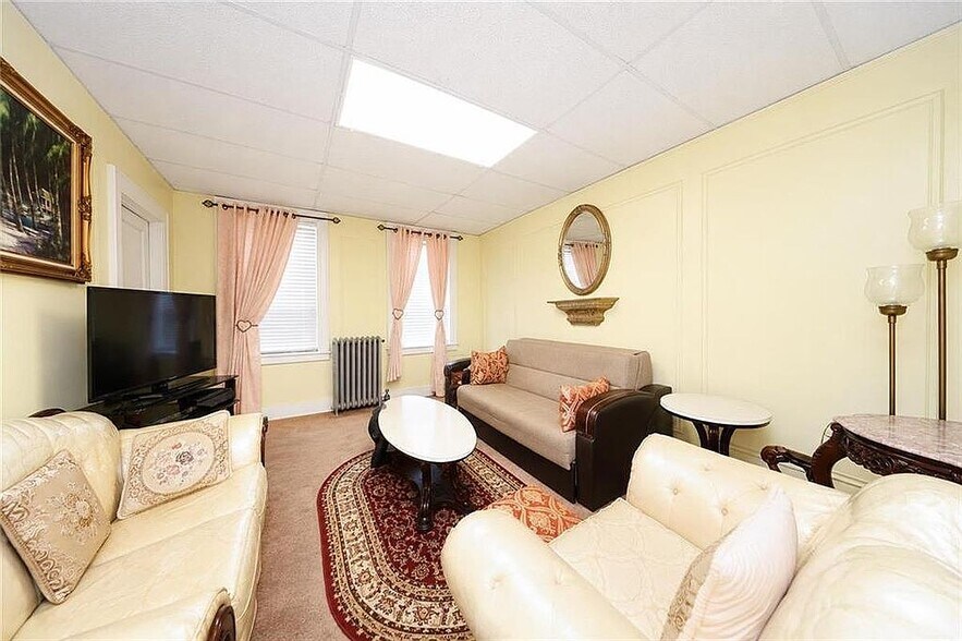 4710 Avenue N, Brooklyn, NY à vendre - Photo de l’immeuble – Image 3 sur 20