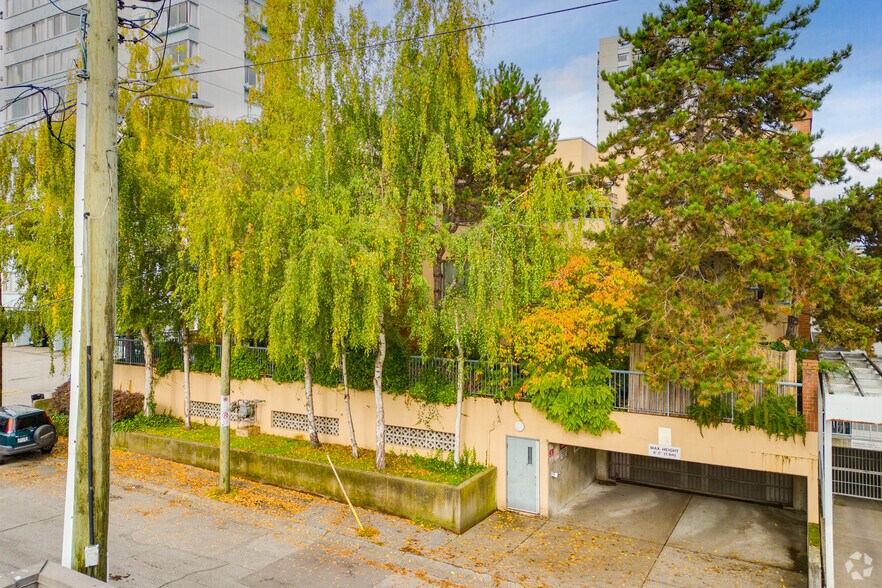 1826 Barclay St, Vancouver, BC à vendre - Photo de l’immeuble – Image 3 sur 5
