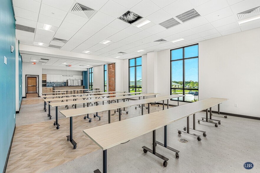 7556 Lynx Way, Melbourne, FL à louer - Photo intérieure – Image 3 sur 7