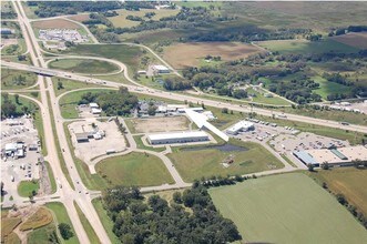 6135 N American Ln, De Forest, WI - Vue aérienne  vue de carte