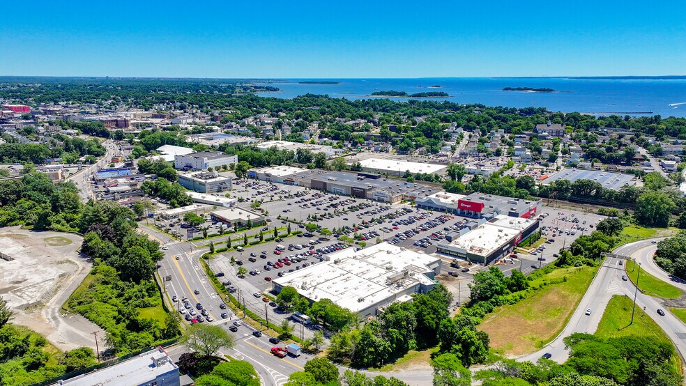 421-575 Boston Post Rd, Port Chester, NY à louer - Photo de l’immeuble – Image 2 sur 7