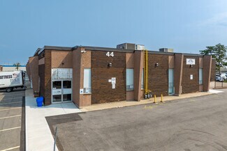 Plus de détails pour 44 Fasken Dr, Toronto, ON - Local d'activités, Industriel/Logistique à louer