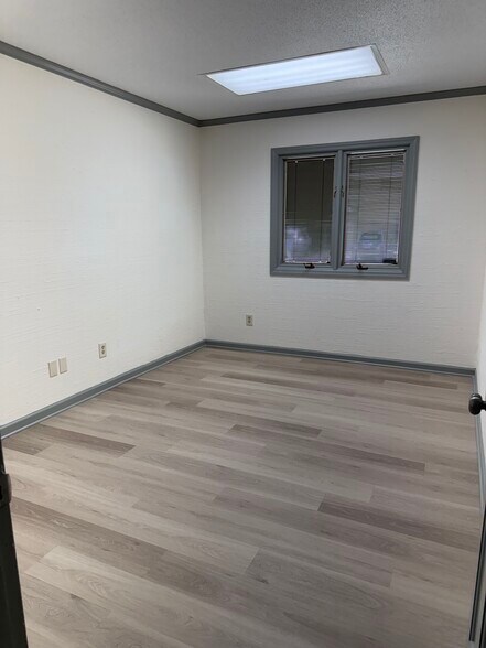 7373 Hodgson Memorial Dr, Savannah, GA à louer - Photo de l’immeuble – Image 3 sur 15