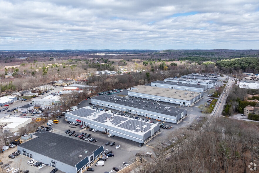 240 Eliot St, Ashland, MA à louer - Aérien – Image 3 sur 4