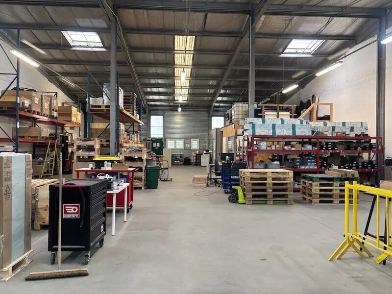 Local d’activités dans Saint-Étienne à louer Photo intérieure– Image 1 sur 5