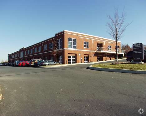 5020 Richard Ln, Mechanicsburg, PA à louer - Photo de l’immeuble – Image 2 sur 4
