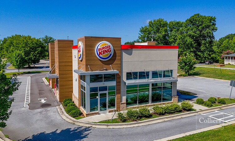 911 S Broad St, Clinton, SC à vendre - Photo de l’immeuble – Image 1 sur 11