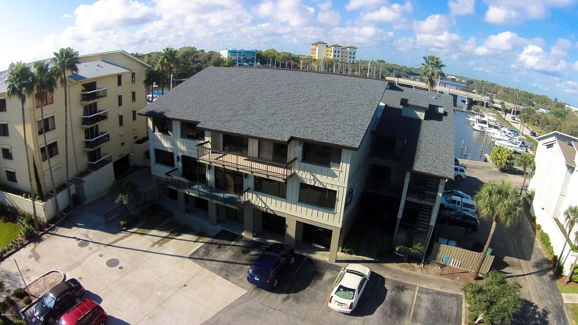 2210 S Front St, Melbourne, FL à louer Photo principale– Image 1 sur 66