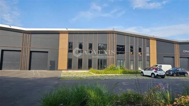 Industriel/Logistique dans Neuville-en-Ferrain à vendre - Photo de l’immeuble – Image 2 sur 6