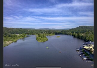 Plus de détails pour 41 Spring Tree Rd, Brattleboro, VT - Local commercial à vendre