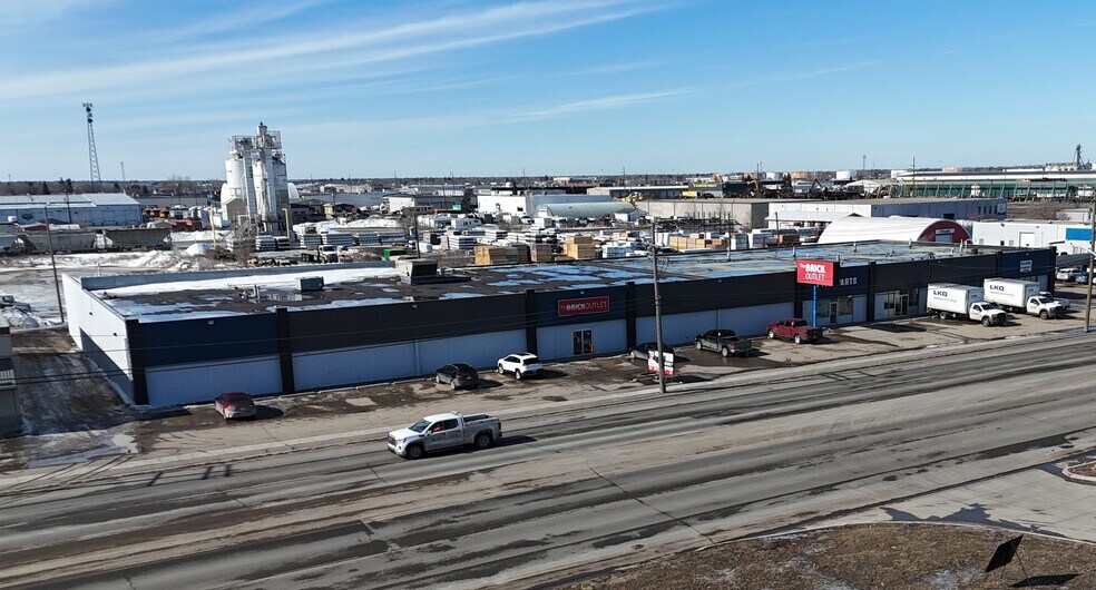 920 Park St, Regina, SK à louer - Photo principale – Image 1 sur 1