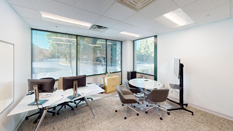 4025 Stirrup Creek Dr, Durham, NC à louer - Photo intérieure – Image 3 sur 7