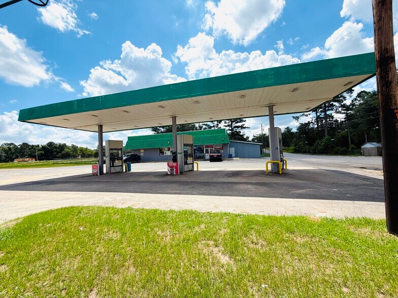 1656 US Highway 221 N, Douglas, GA à vendre - Photo de l’immeuble – Image 1 sur 10