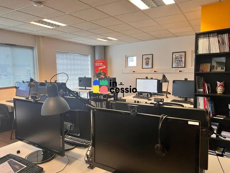 Bureau dans Le Mans à vendre - Photo de l’immeuble – Image 2 sur 9