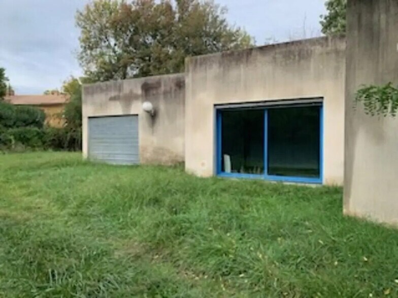 Bureau dans Avignon à vendre - Photo de l’immeuble – Image 1 sur 12