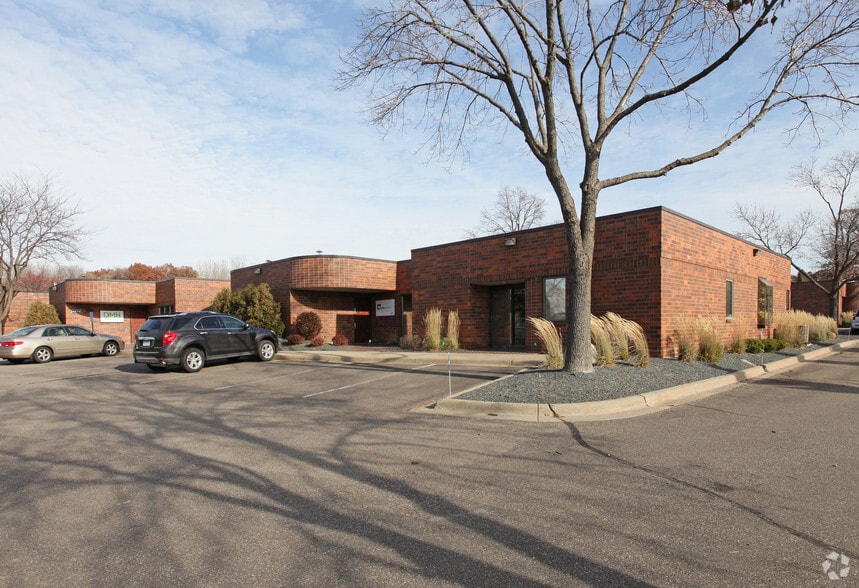 4970-4980 Lincoln Dr, Minneapolis, MN à vendre - Photo principale – Image 1 sur 3