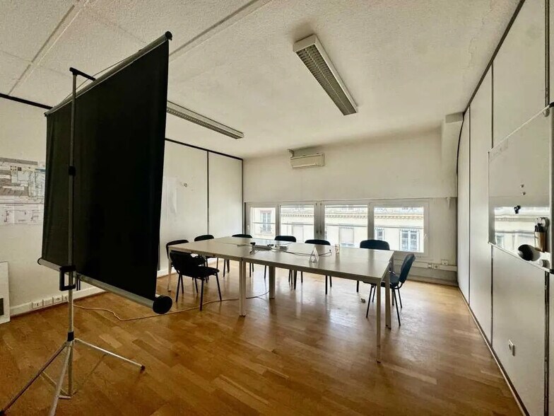 Bureau dans Lyon à louer - Photo de l’immeuble – Image 2 sur 7