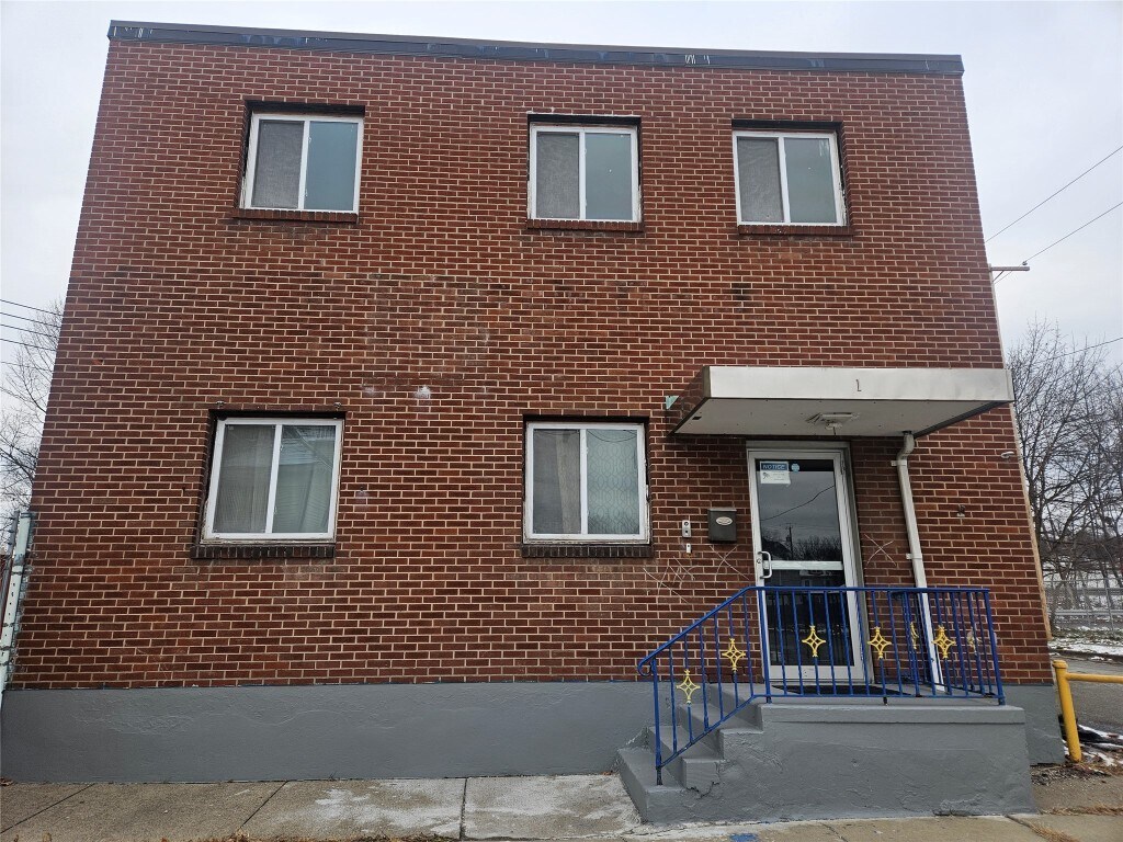 1 Endicott Ave, Johnson City, NY à vendre Photo principale– Image 1 sur 7