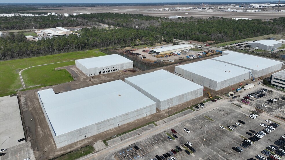17217 Aldine Westfield Rd, Houston, TX à vendre - Photo de l’immeuble – Image 3 sur 5