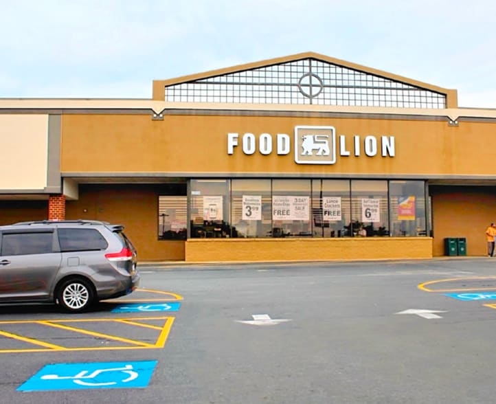 13412-13442 Jefferson Davis Hwy, Woodbridge, VA à louer - Photo de l’immeuble – Image 3 sur 7