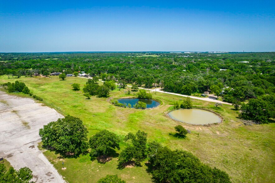 5927 Courtney Ln, Burleson, TX à vendre - Photo de l’immeuble – Image 2 sur 9