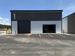 6420 FM 1102, New Braunfels, TX à louer Photo intérieure– Image 2 sur 12