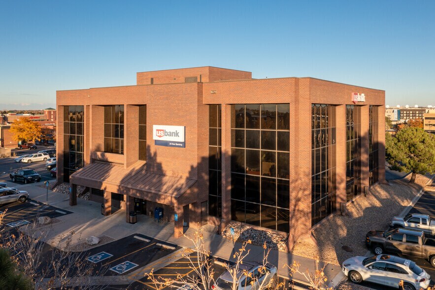 10-170 S Abilene St, Aurora, CO à louer - Photo de l’immeuble – Image 1 sur 4