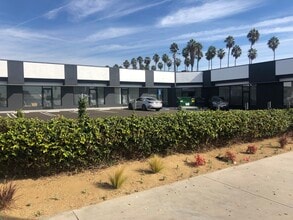 3819 W Slauson Ave, Los Angeles, CA à louer Photo intérieure– Image 1 sur 3