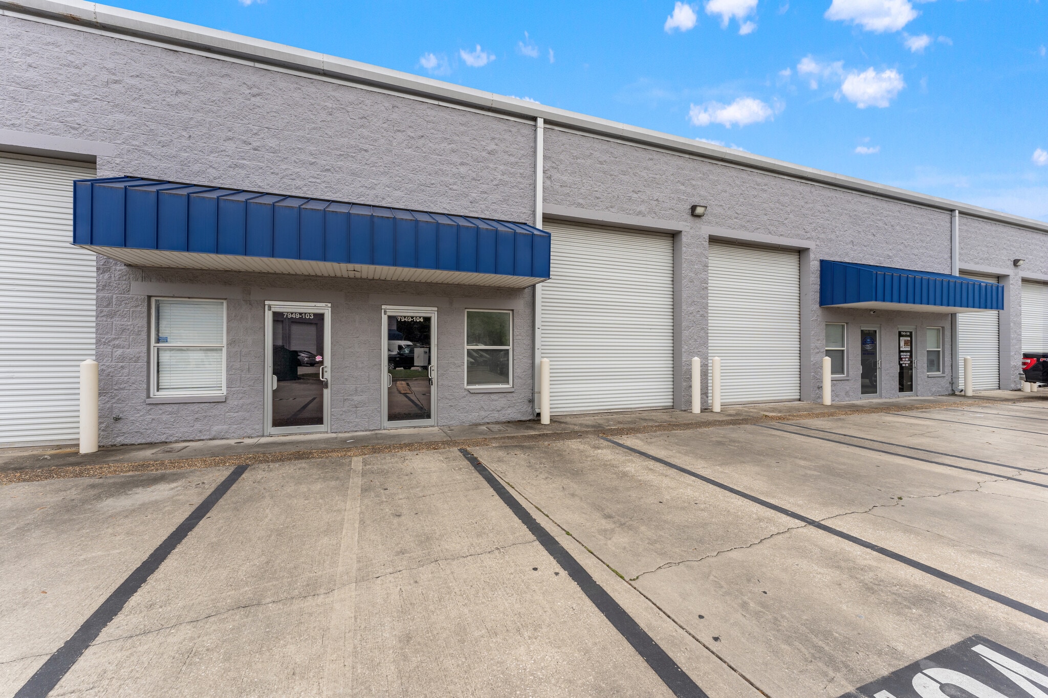 7949 Atlantic Blvd, Jacksonville, FL à louer Photo de l’immeuble– Image 1 sur 5