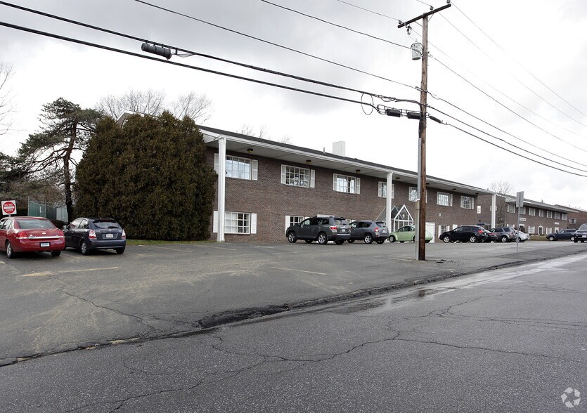 11 Midstate Dr, Auburn, MA à louer - Photo principale – Image 1 sur 2
