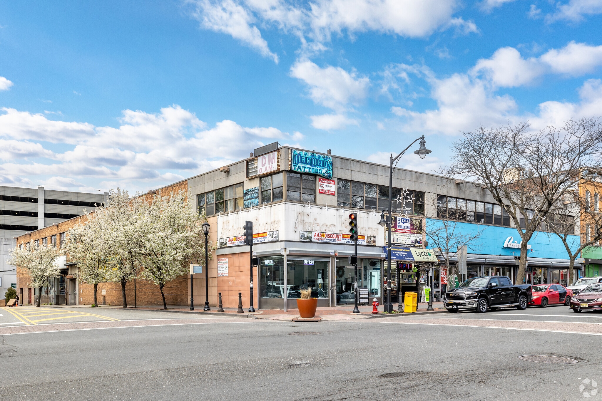 44-54 Broad St, Elizabeth, NJ à louer Photo principale– Image 1 sur 16