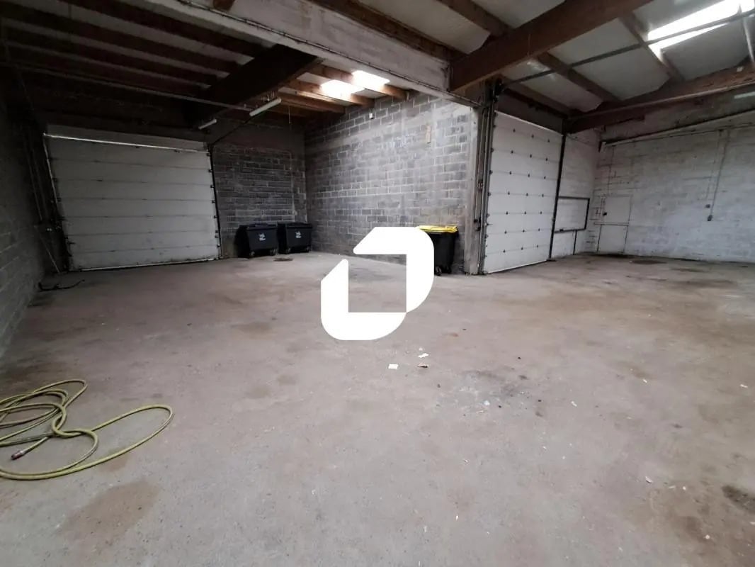 Bureau dans Gondecourt à louer Photo intérieure– Image 1 sur 16